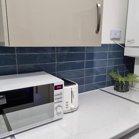 Beautiful Modern Apartment On Wick Lane London Eksteriør billede