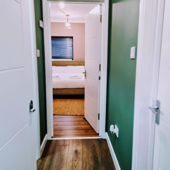 Beautiful Modern Apartment On Wick Lane London Eksteriør billede